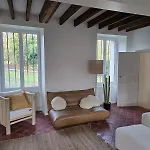 Grande Batisse Fraichement Renovee בית נופש
