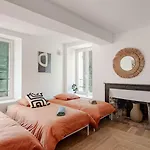 Grande Batisse Fraichement Renovee בית נופש