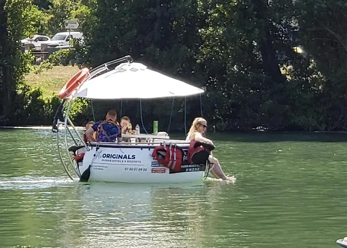 Grande Batisse Fraichement Renovee Holiday home Bussiares