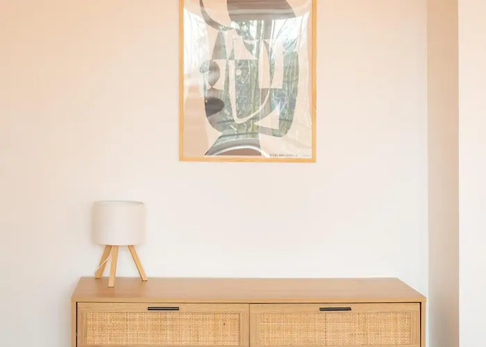 Grande Batisse Fraichement Renovee Holiday home Bussiares