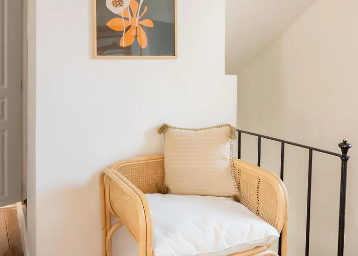 Holiday home Grande Batisse Fraichement Renovee Bussiares