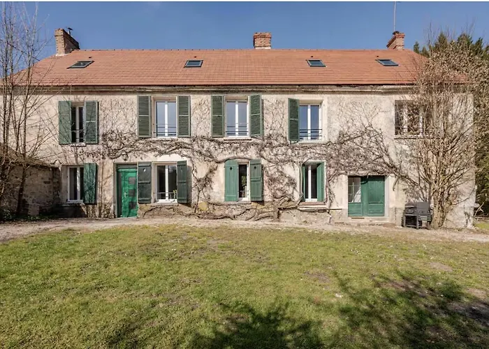 Holiday home Grande Batisse Fraichement Renovee